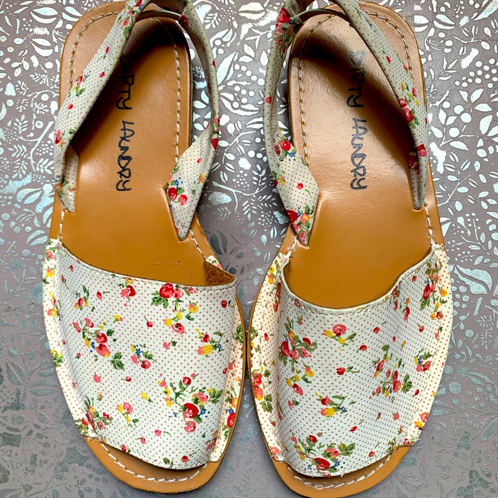Dirty Laundry Floral Sandals